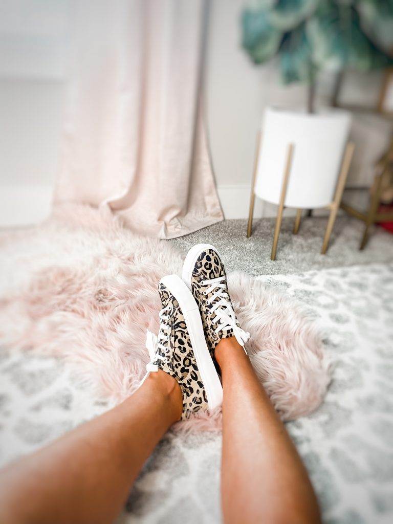 Leopard platform shoes