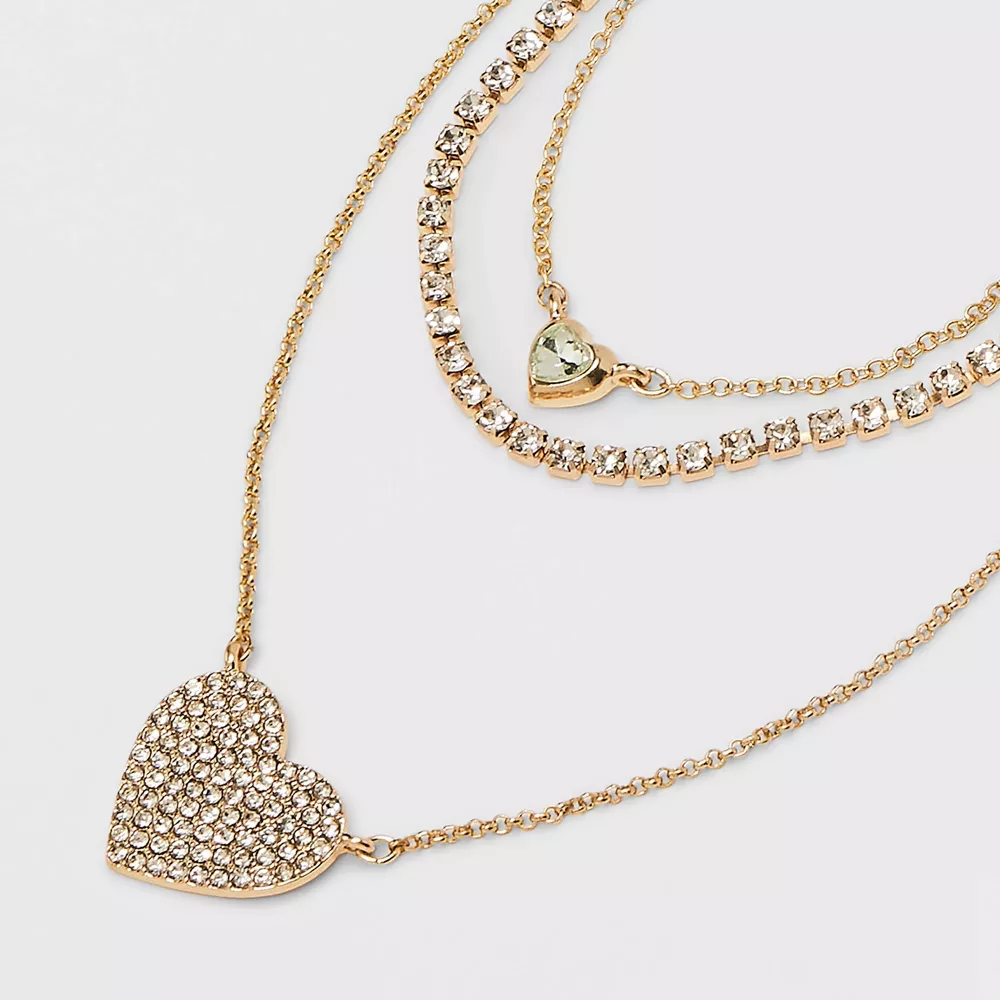 Gold chain with heart and diamonds